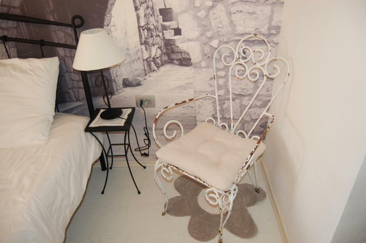 Studio Apartment For 2 Adults And 1 Child Makarska Zewnętrze zdjęcie